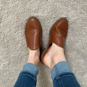 Universal Thread Brown Mules Size 7